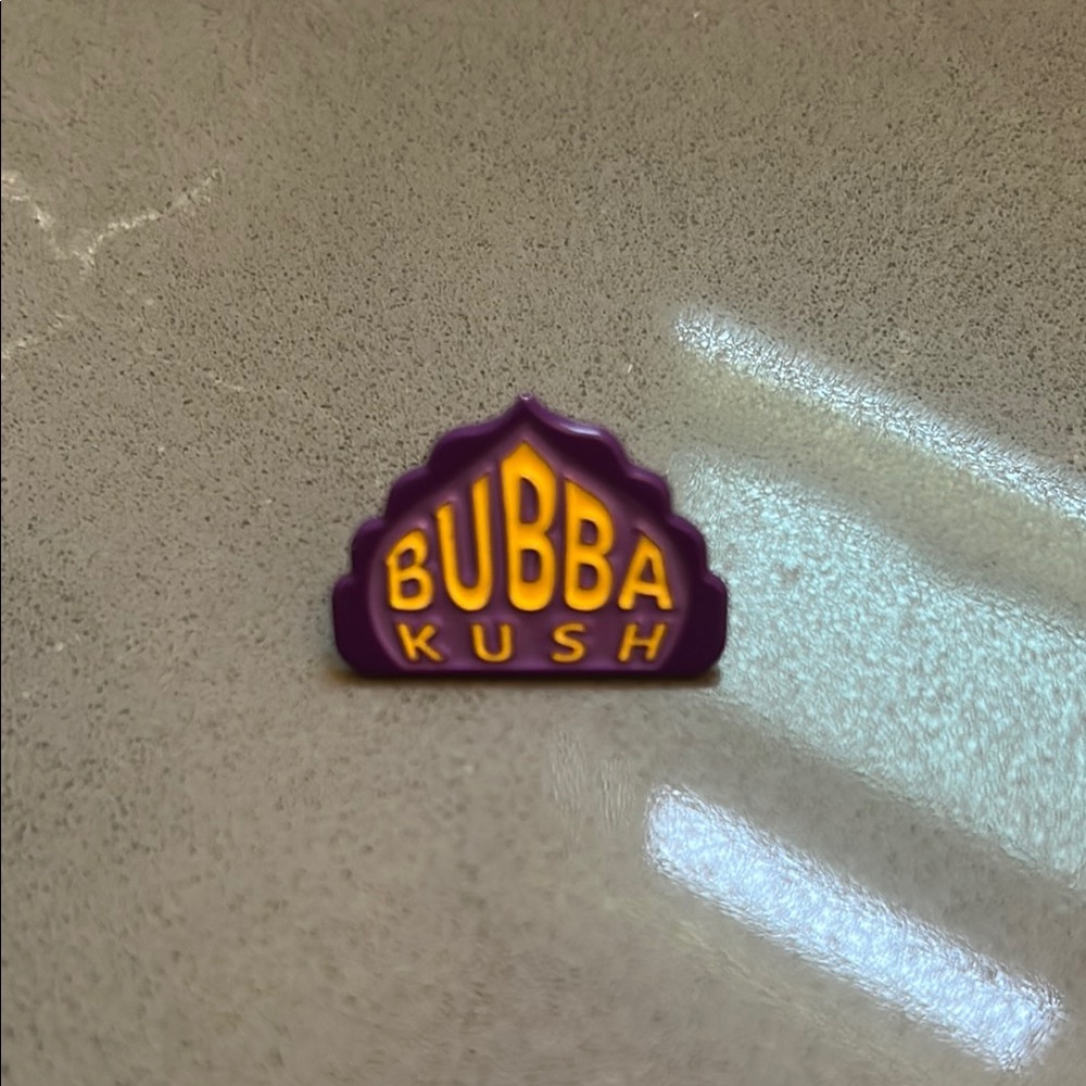 Bubba Kush Purple and Yellow Pin